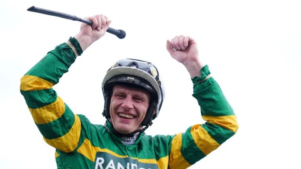 Grand National: I Am Maximus powers to Aintree victory for Paul Townend and Willie Mullins