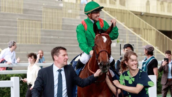 French Guineas at ParisLongchamp: Rouhiya holds off Kathmandu in 1000, Dancing Gemini denied by Metropolitan in 2000